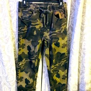 Mens Camo Joggers